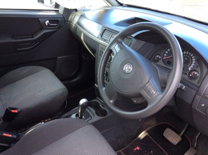 Vauxhall Meriva 1.6i 16V Life 5dr Easytronic MPV Petrol Silver