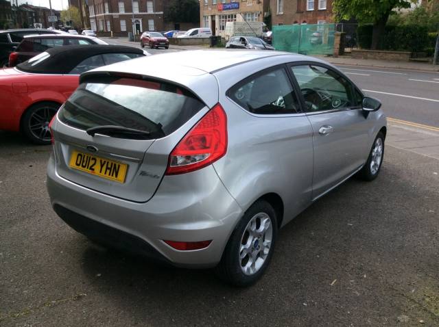 2012 Ford Fiesta 1.25 Zetec 3dr [82]